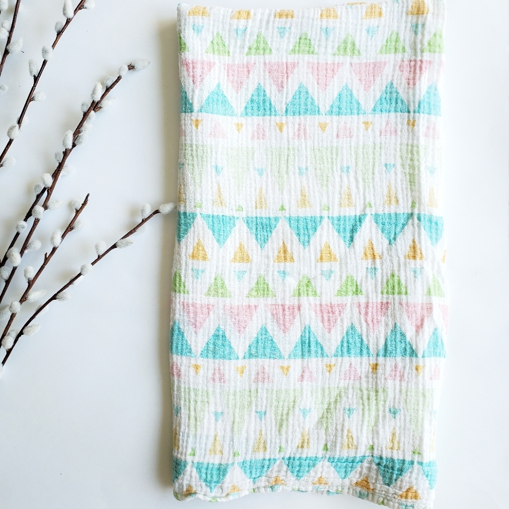 Addison Belle Baby Blanket - Organic Cotton Pastel Triangles